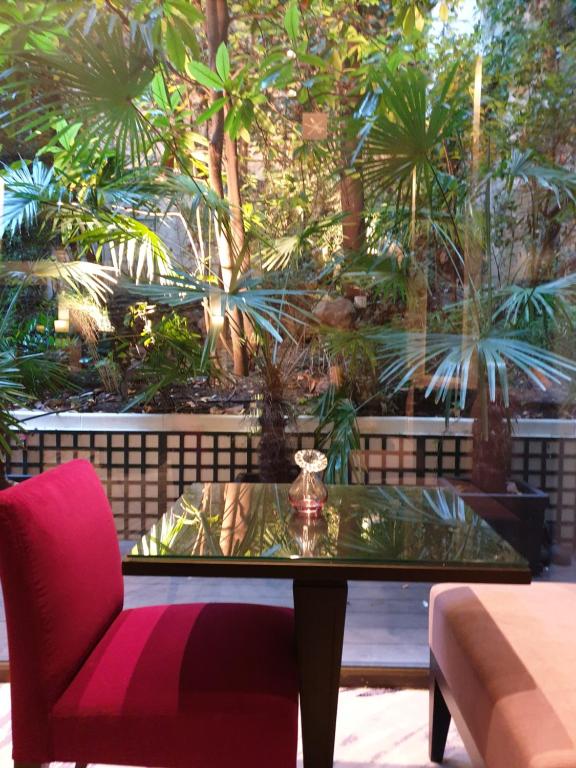 garden elysee 23
